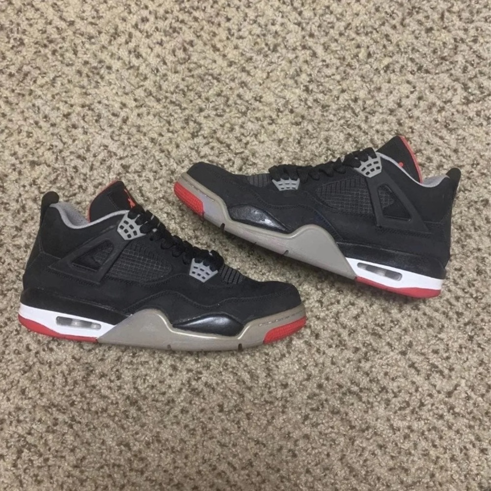 Jordan 4 Bred